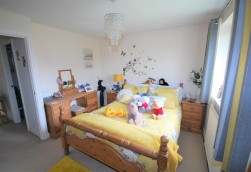 Elm View, Pickering