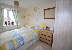 Elm View, Pickering