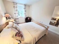99 Marton Gate, Bridlington