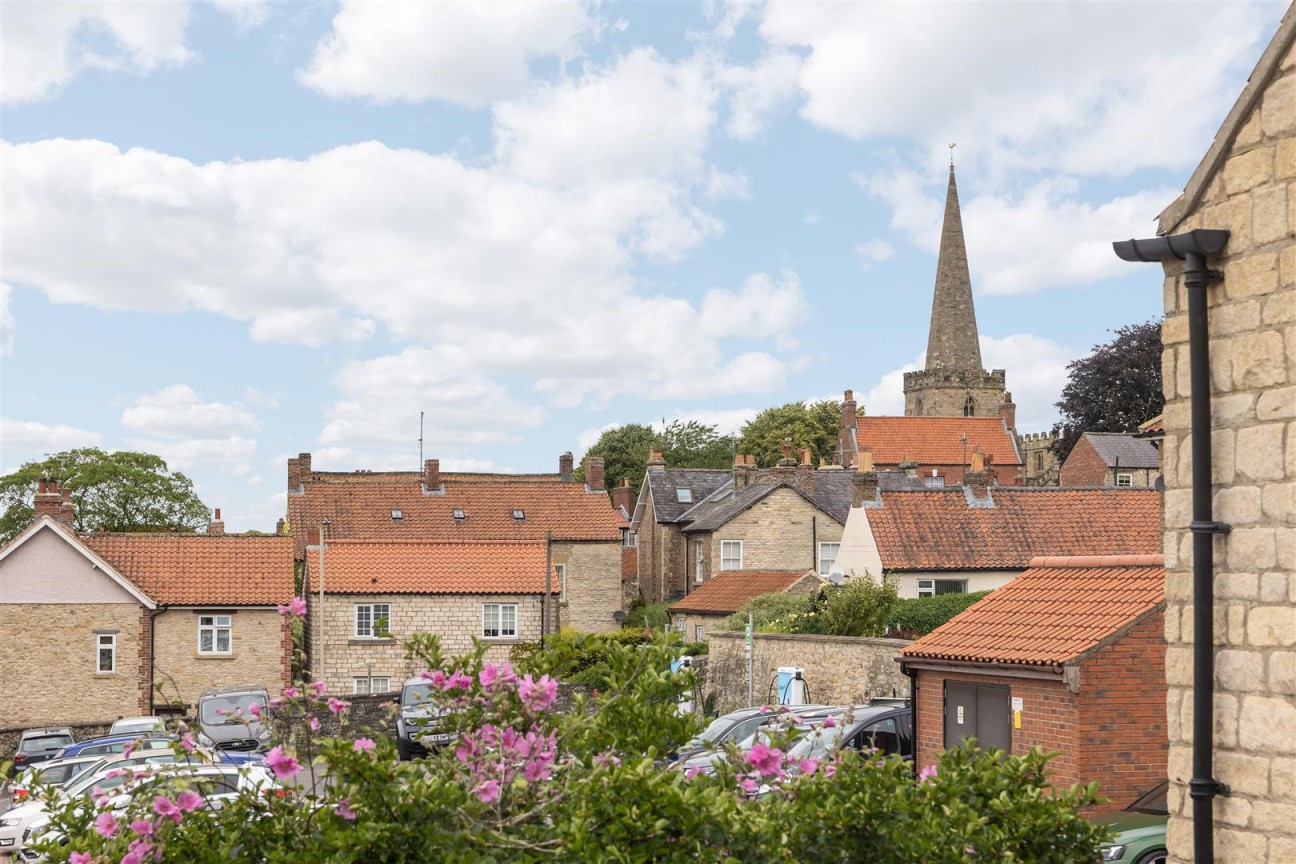 Spire View, Pickering