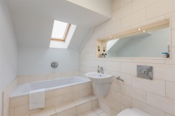12 Spire View, Pickering