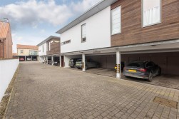 12 Spire View, Pickering