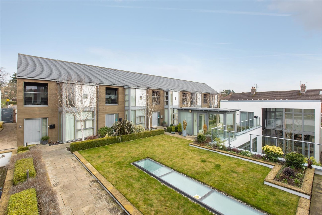12 Spire View, Pickering