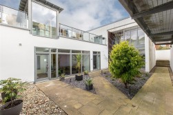 12 Spire View, Pickering
