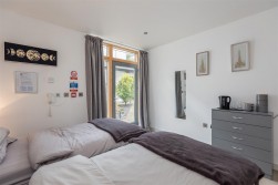 12 Spire View, Pickering