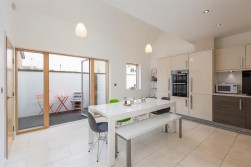 12 Spire View, Pickering