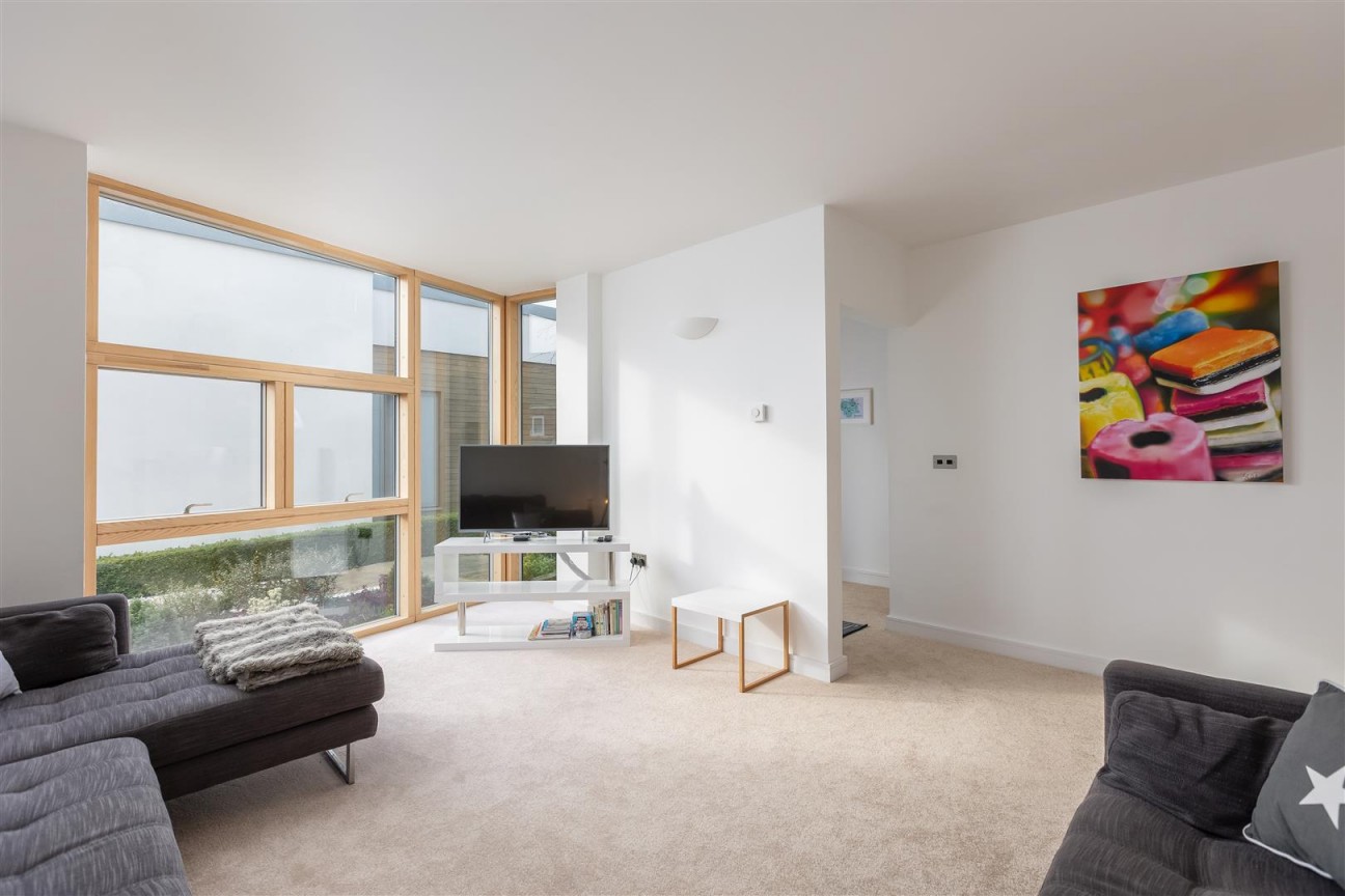 12 Spire View, Pickering