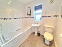 Manor Garth, Fridaythorpe, Driffield