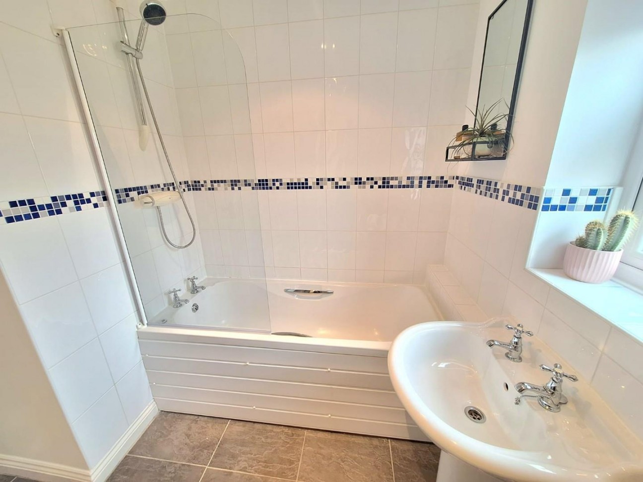 Manor Garth, Fridaythorpe, Driffield