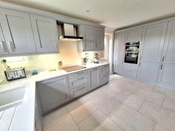 Manor Garth, Fridaythorpe, Driffield