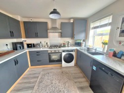 Levin Drive, Pickering