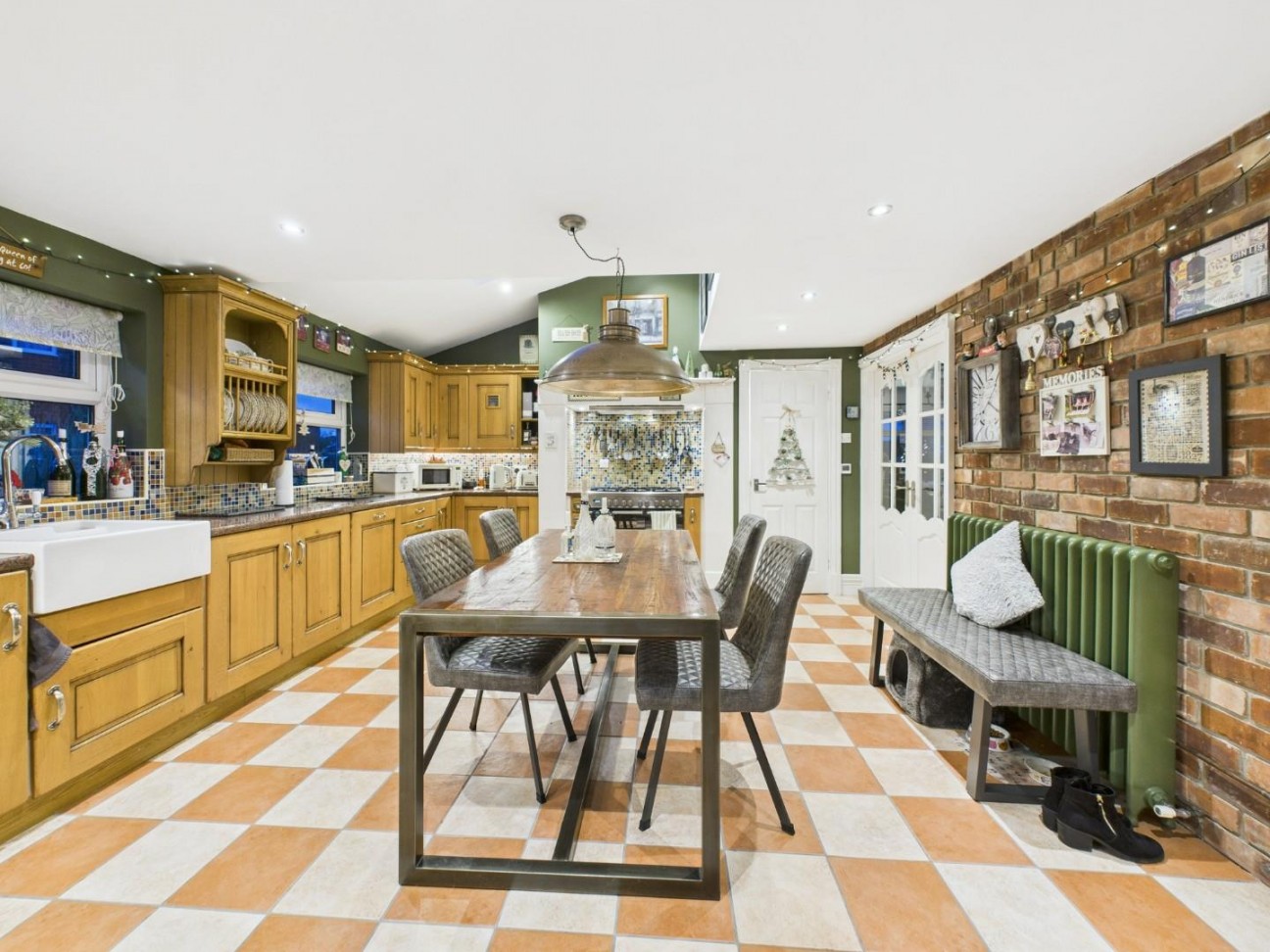 Goslipgate, Pickering