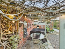 Goslipgate, Pickering