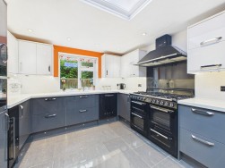 Woodlands Park, Pickering