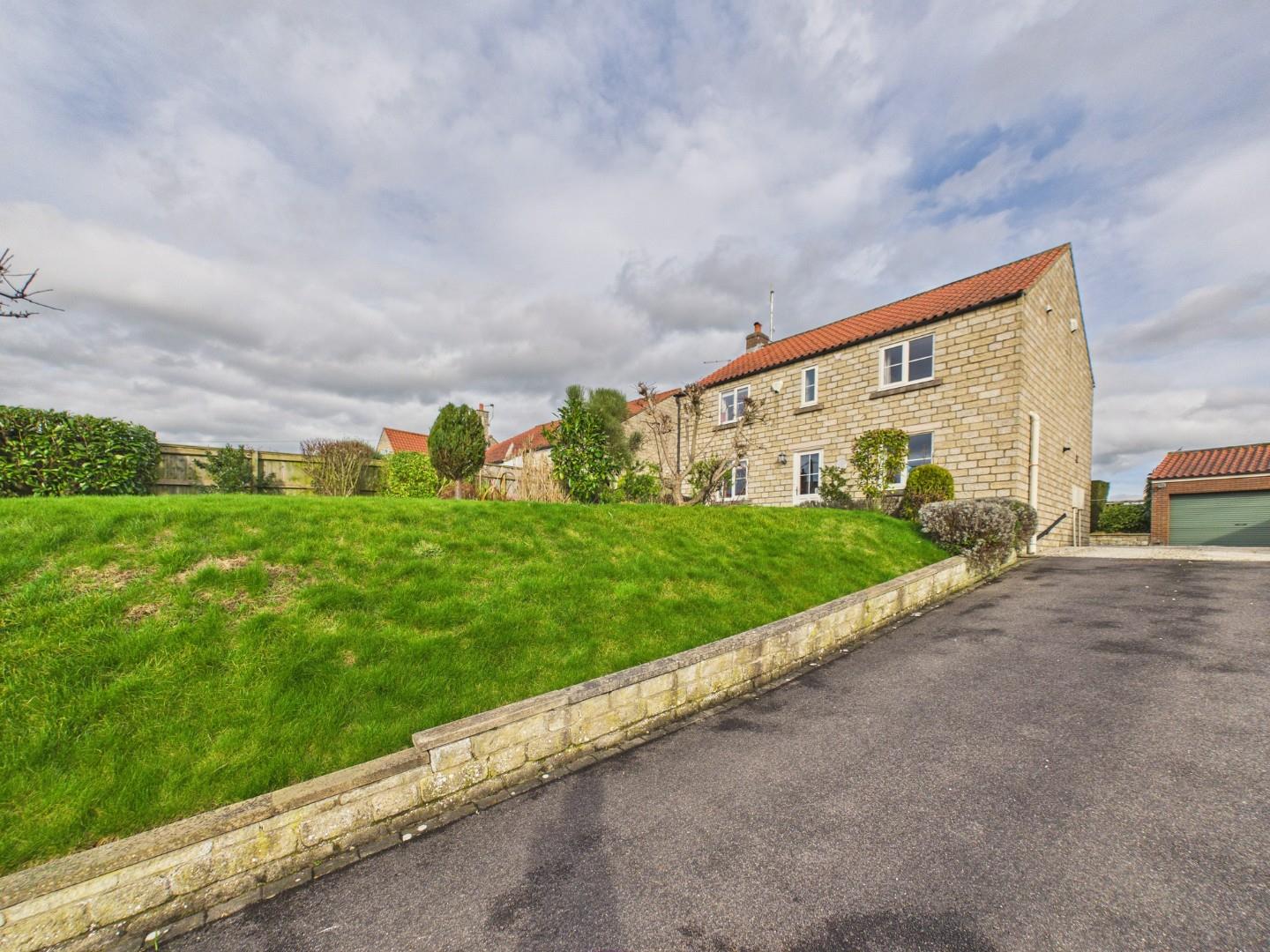 High Street, Wombleton, York