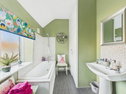 Firthland Road, Pickering