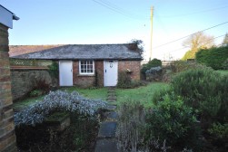 Chestnut Cottage, Main Street