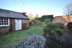 Chestnut Cottage, Main Street