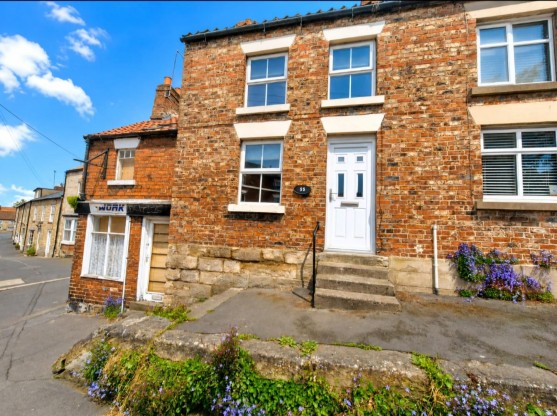 Potter Hill, Pickering