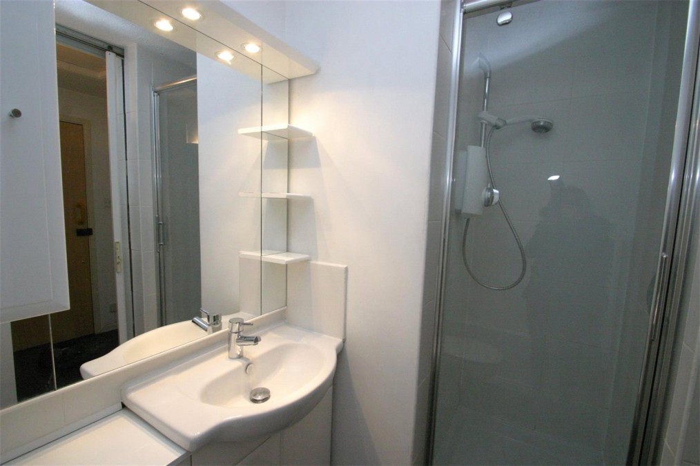 Palmerston Road, London