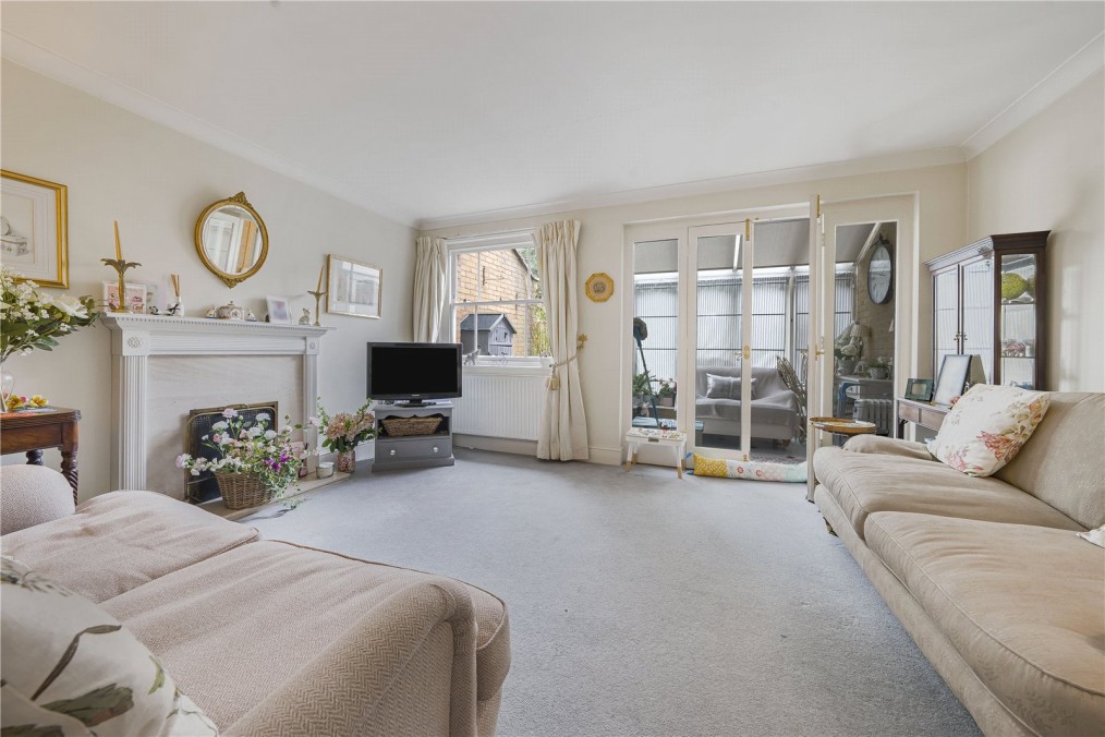 alaPutney, London