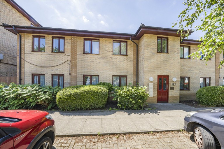 Cleeve Way, 2 Cleeve Way, London
