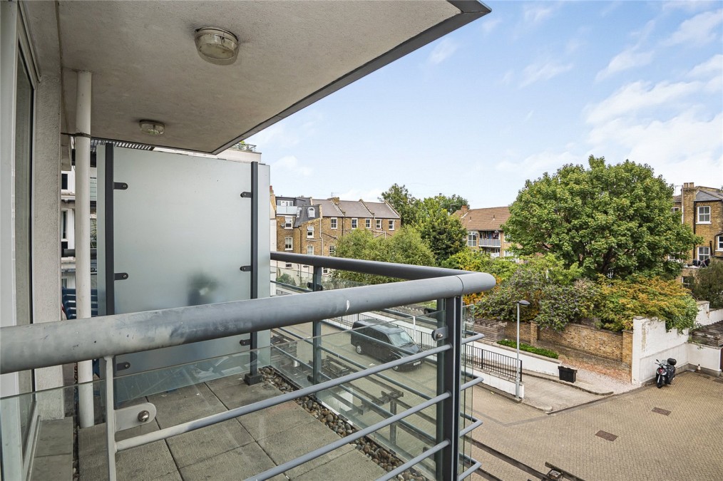 alaWandsworth, London