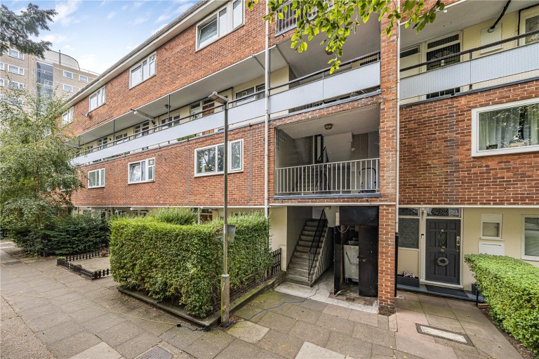 Wanborough Drive, Putney