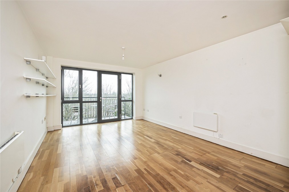 alaChapter Way, 31 Chapter Way, London