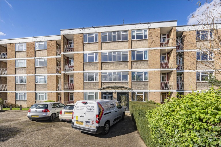 Keswick Road, London