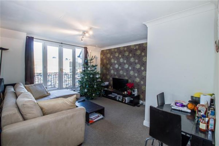 Sir Cyril Black Way, 7 Sir Cyril Black Way, Wimbledon