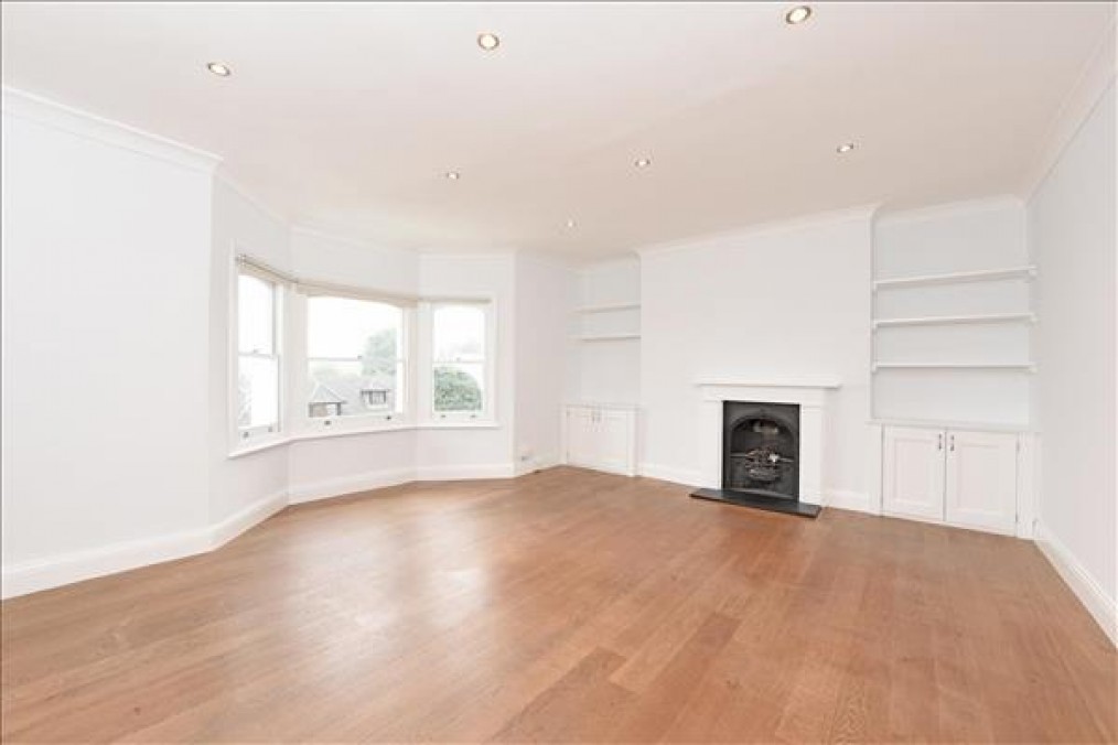 alaFlat 4, Wimbledon Village