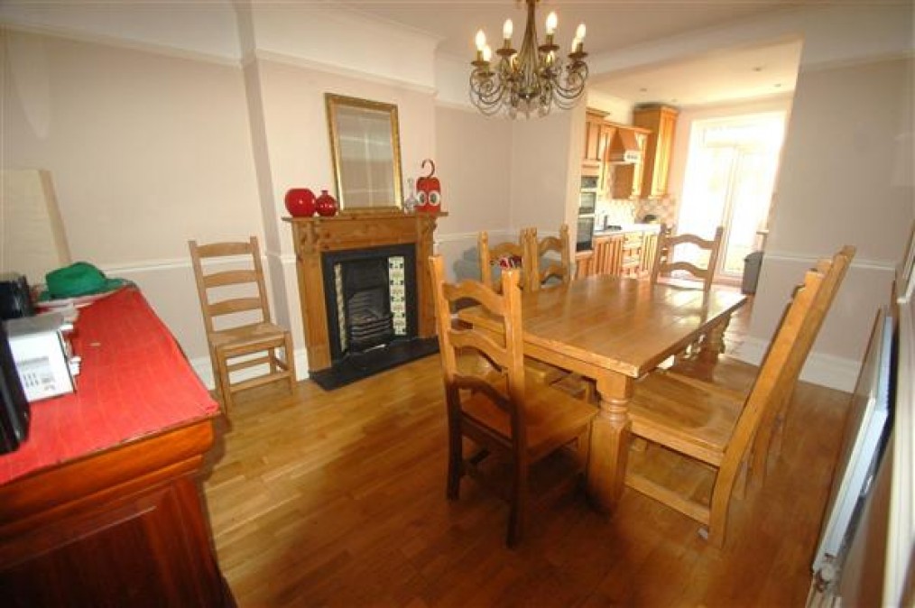 Raynes Park