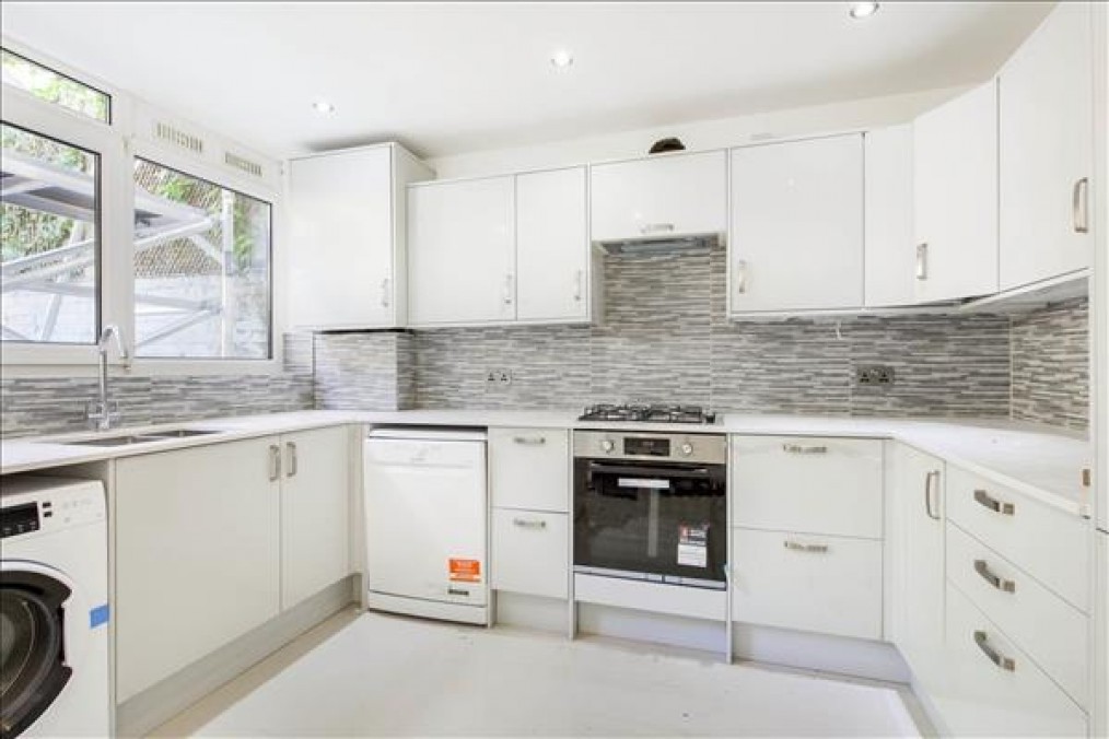 alaSomerset Road, Wimbledon Village