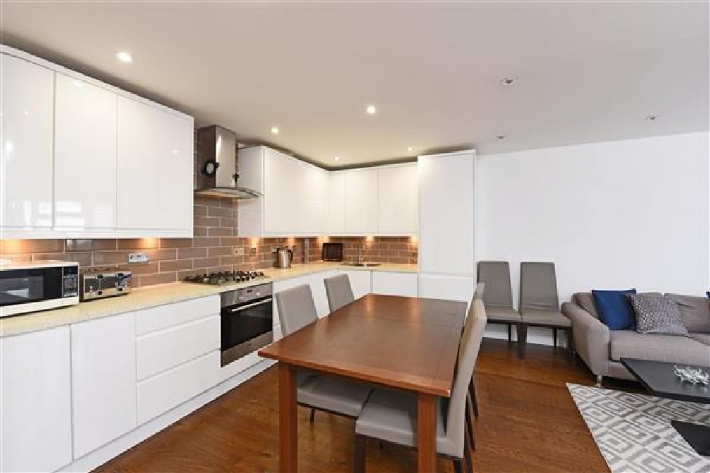 Edge Hill, Wimbledon