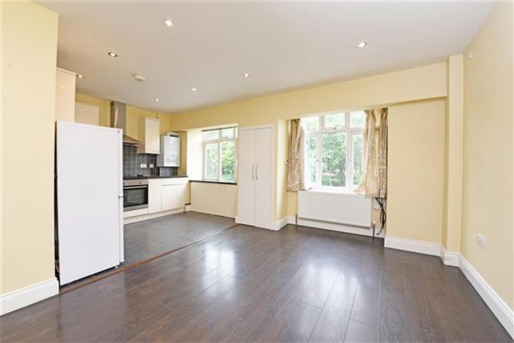 Raynes Park, Merton
