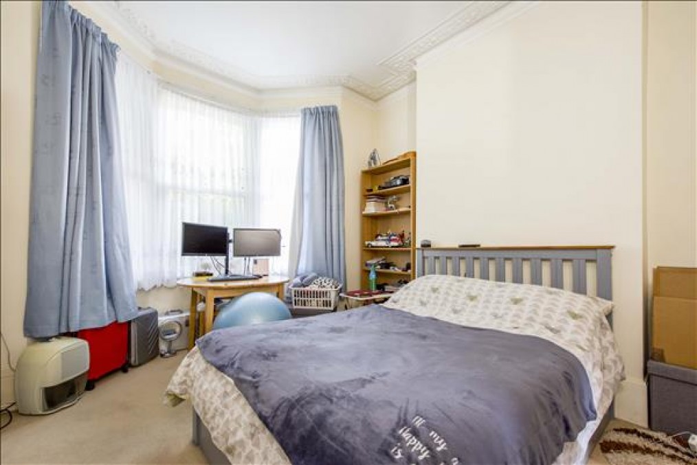 alaGround Floor Flat, London