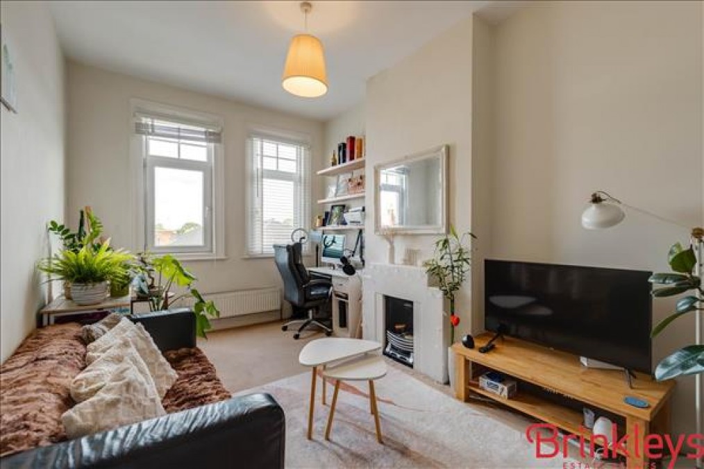 Flat B, Wimbledon Park