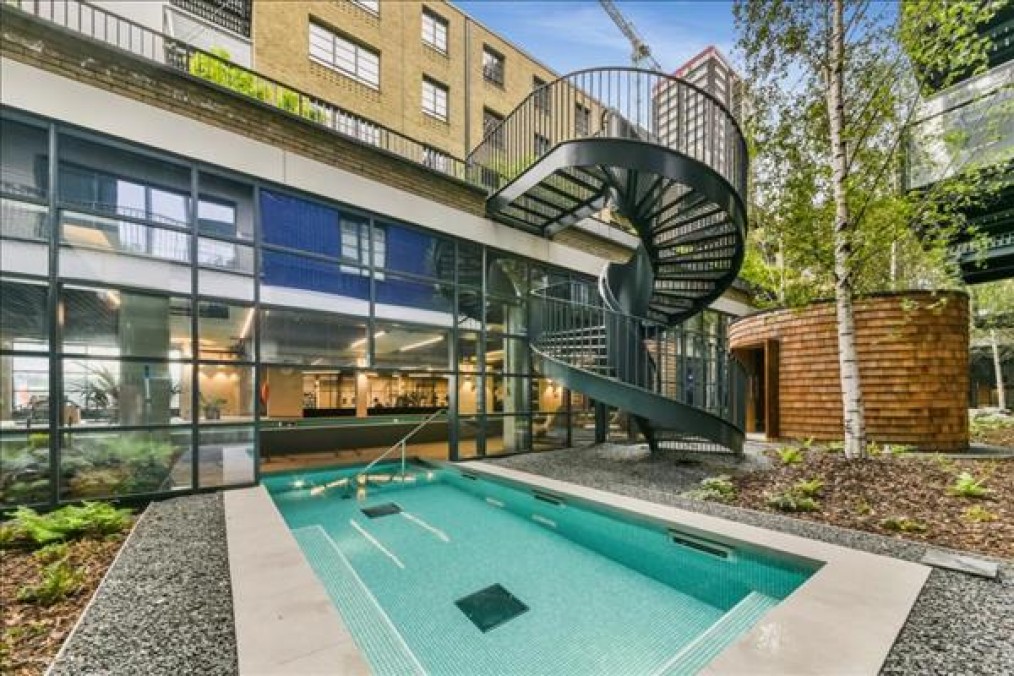 Goodluck Hope, London