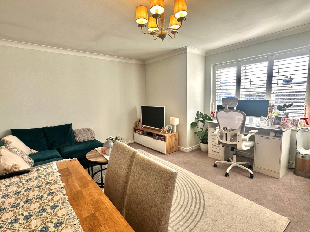 alaRavensbury Road, 24, Ravensbury Road, Wimbledon Park, Merton