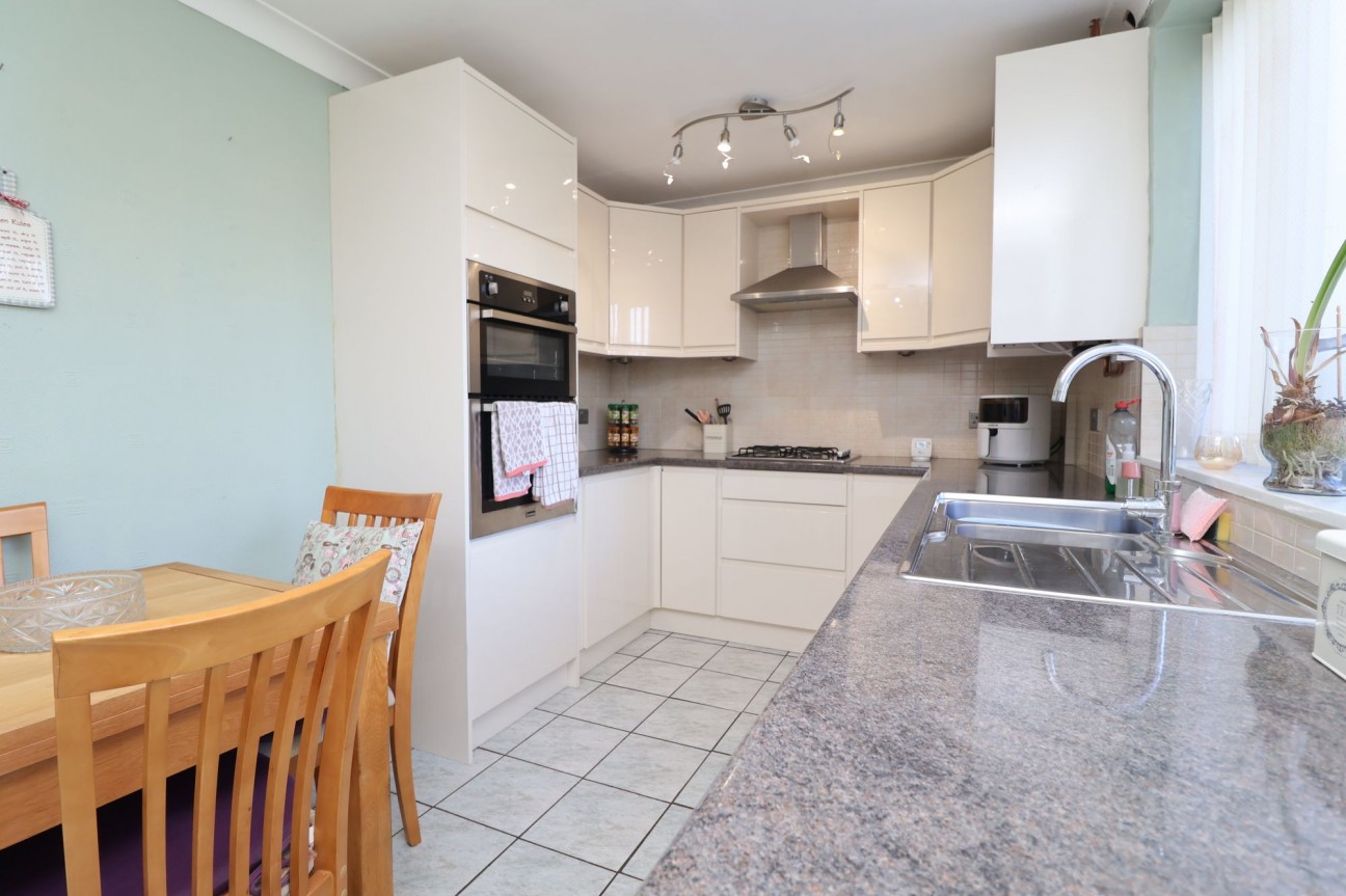 Raymoth Lane, Worksop, S81