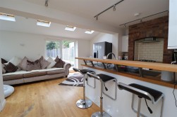 The Oval, Worksop, S81