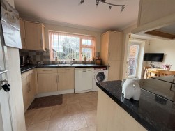 Hemmingfield Crescent, Worksop, S81