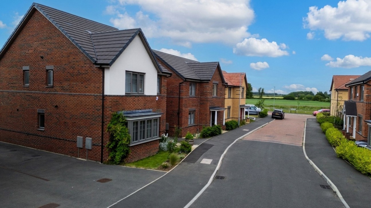 Foxglove Place, Carlton-In-Lindrick, S81