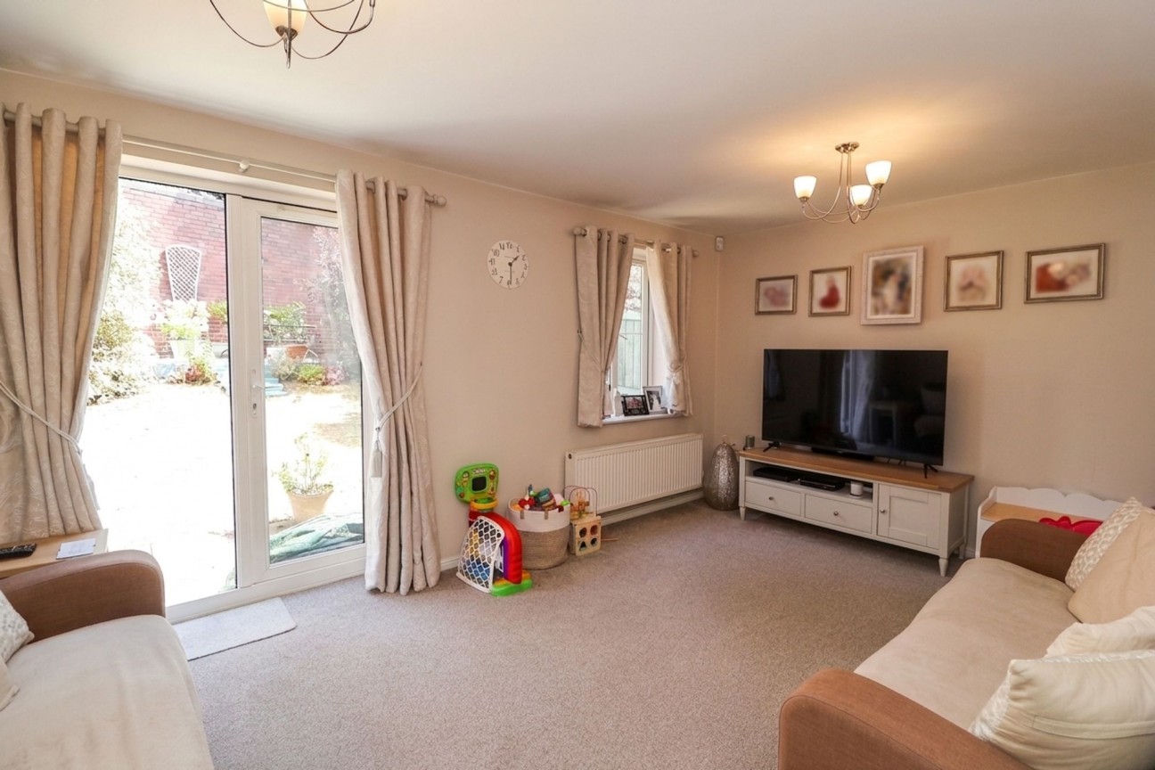 Kensington Way, Worksop, S81