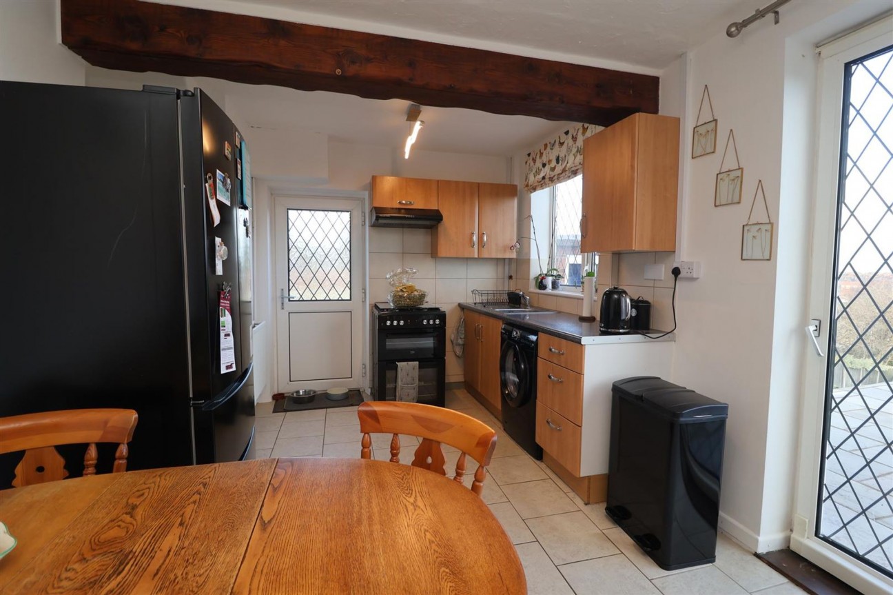 Franklin Crescent, Whitwell, S80