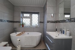 Franklin Crescent, Whitwell, S80