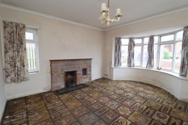 Shireoaks Common, Shireoaks, S81
