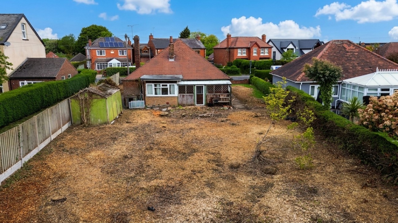 Shireoaks Common, Shireoaks, S81