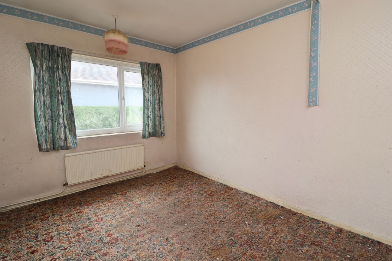 Shireoaks Common, Shireoaks, S81